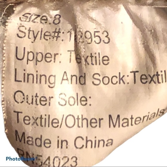 Gap sherpa lined tan ankle boots. - Picture 8 of 10